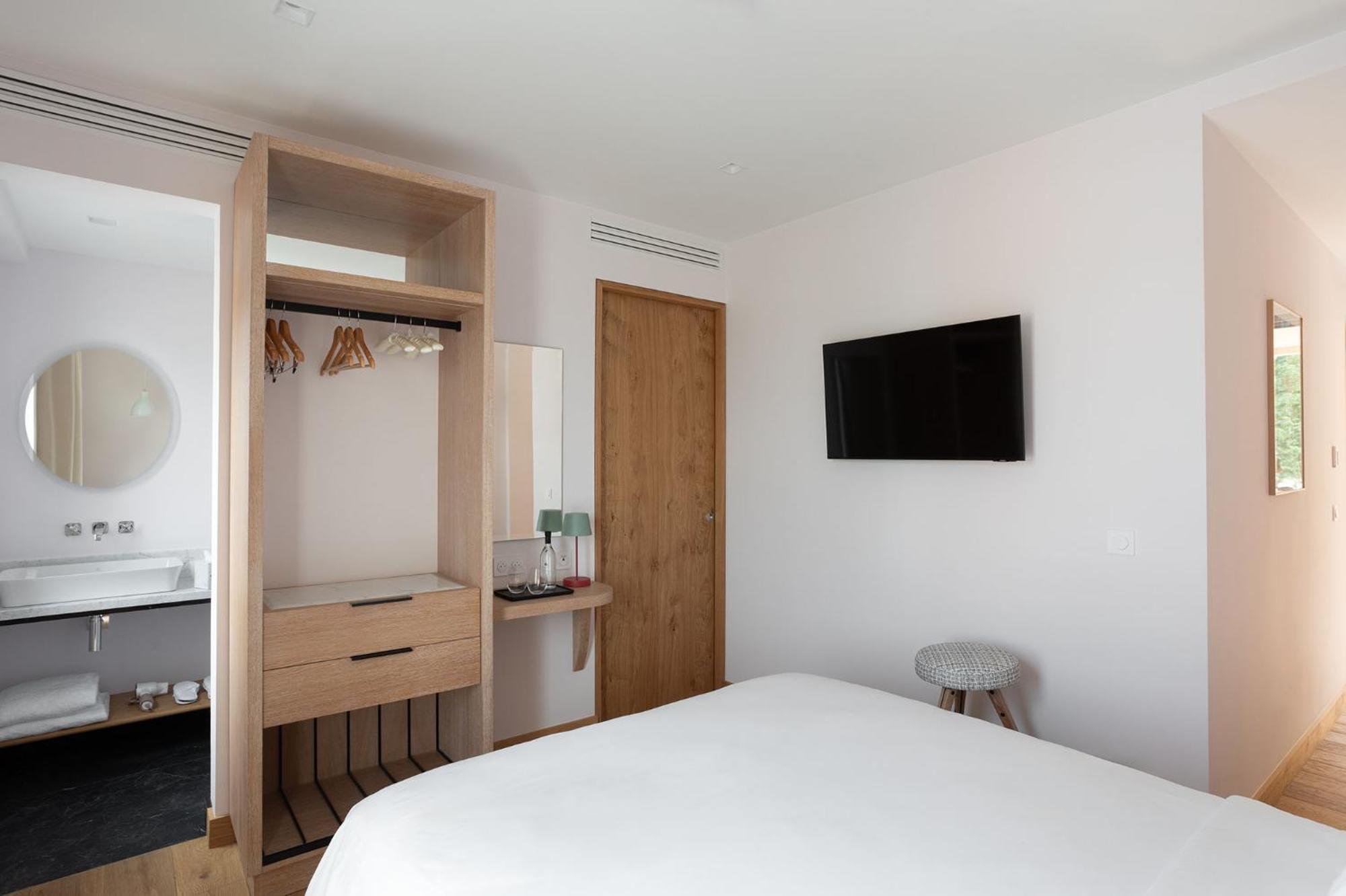 Auberge La Coste Le Puy-Sainte-Reparade Bilik gambar